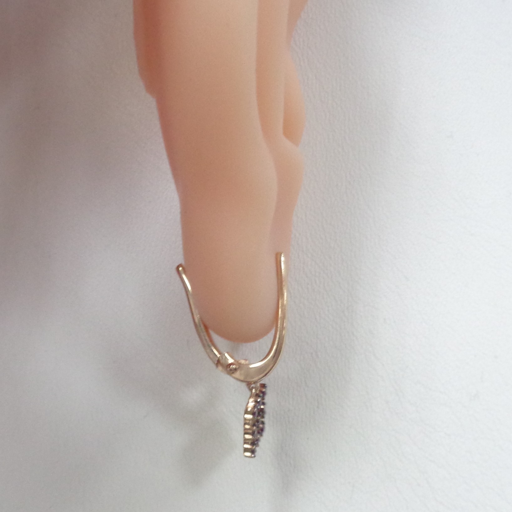 Серебряные серьги с розовыми бриллиантами